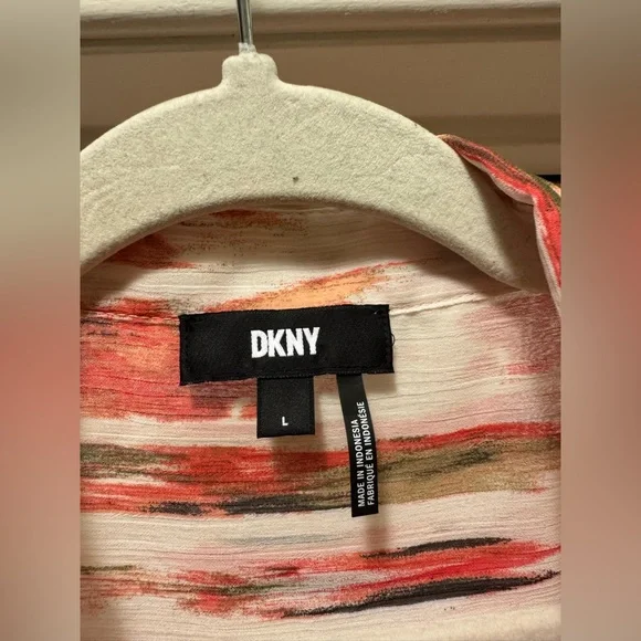 DKNY Women’s Sheer Abstract Chiffon Red and White Patterned Shirt Size L - Picture 6 of 9